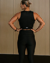 Load image into Gallery viewer, Black crop top
